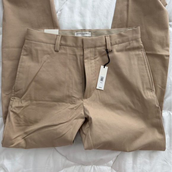 NWT Banana Republic Italian Stretch Chinos 30 Straight Fit - Picture 2 of 3